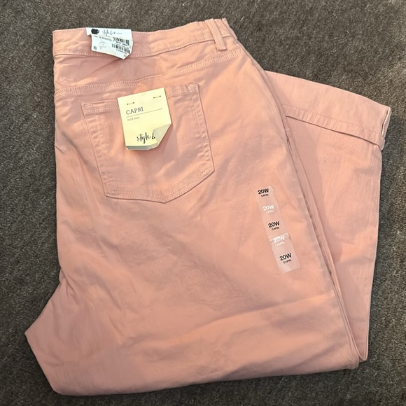 Style & Co Capri Mid Rise - Picture 2 of 4